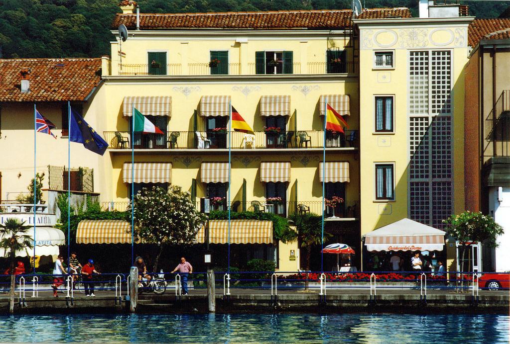 Hotel Milano Iseo Exteriör bild